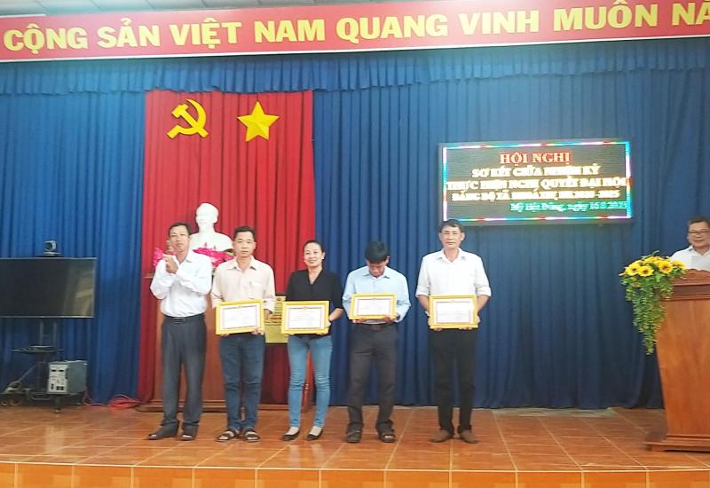 Đảng bộ xã Mỹ Hội Đông sơ kết giữa nhiệm kỳ thực hiện Nghị quyết